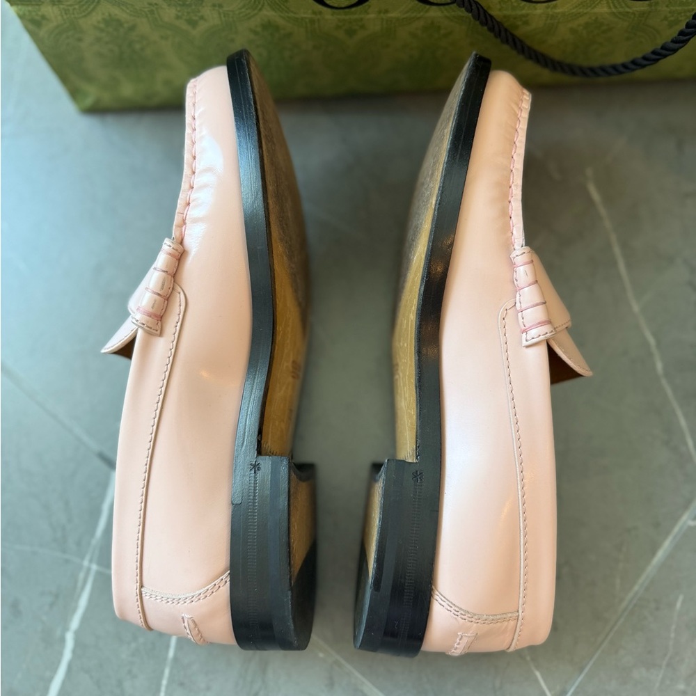 Gucci Interlocking G Perfect Pink Loafers 39 $990 - Picture 12 of 15